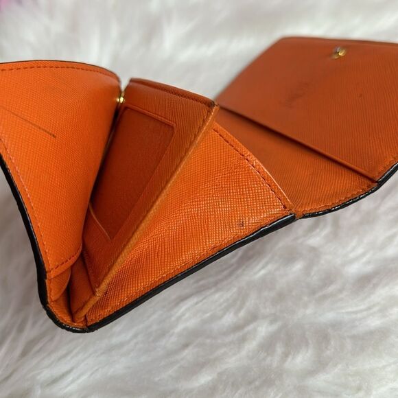 💯Authentic MCM Visetos Trifold Long Wallet🍀 - Picture 16 of 17